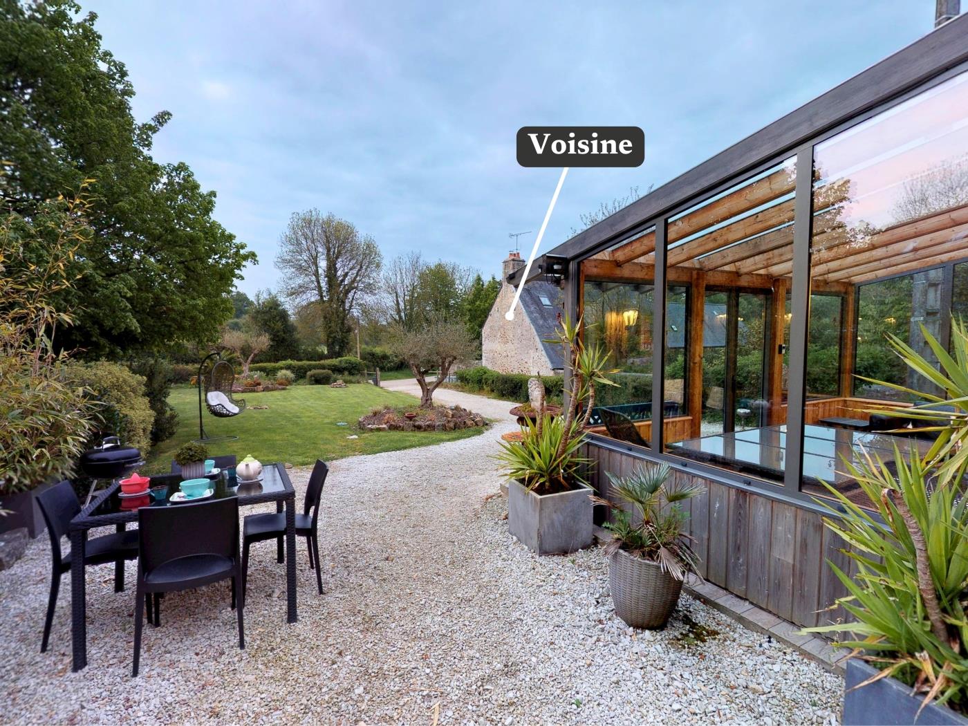 image Voisine Boulangerie 25 pers 2 Gîtes : jacuzzi, 15 min mer 30