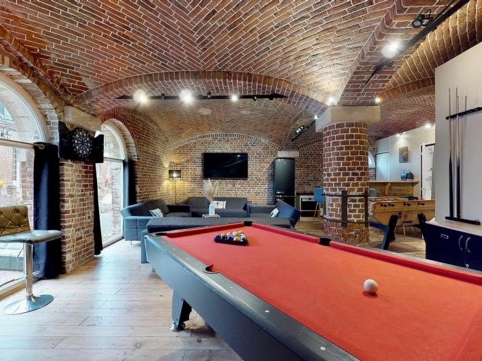 image Salle de jeux dans une écurie 6 pers 15min Amiens 7