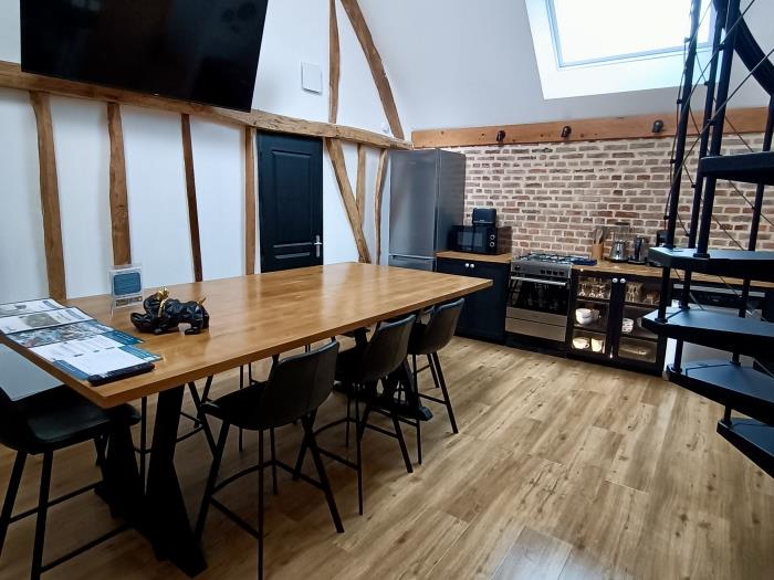 image Superbe Loft dans une écurie 5 pers, 15 min Amiens 8