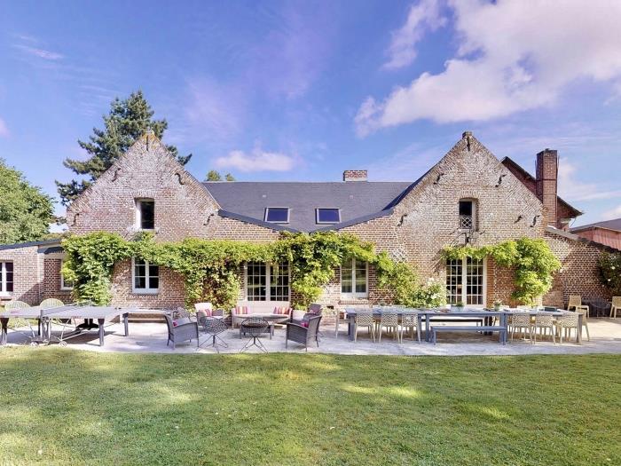 image Jolie Maison dans une écurie 15pers : 15min Amiens 1