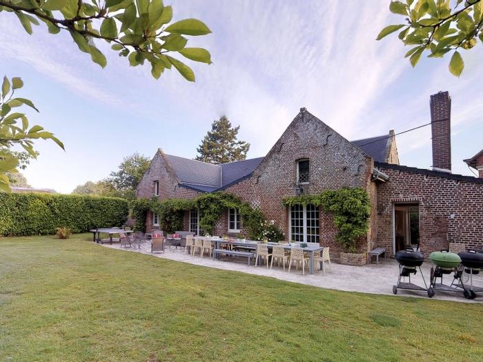image Jolie Maison dans une écurie 15pers : 15min Amiens 21