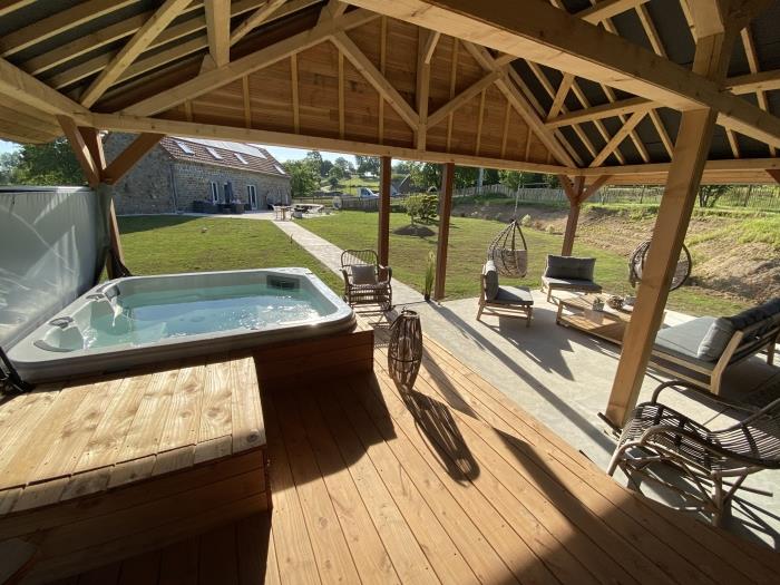 image Roulotte 4 pers : jacuzzi, terrain multisport 29
