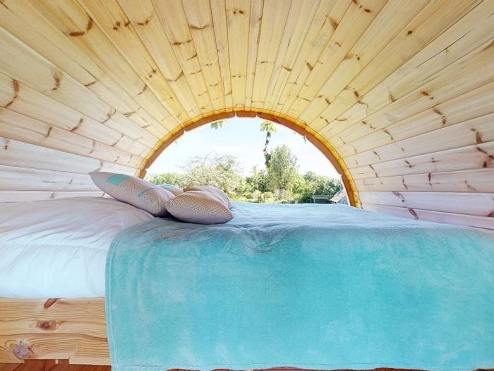 image Poignière 17 pers : logement insolite, jacuzzi, 30 min mer 29