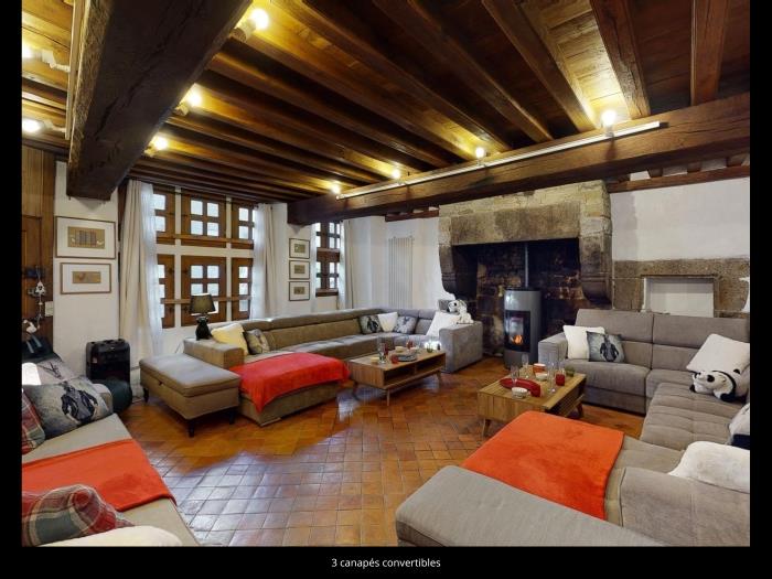 image Villa et Cour Paradis 22 pers 2 Gîtes : billard, 20 min mer 10