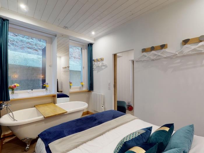 image Villa + Cour Paradis 22 pers 2 Cottage : billiards, 20 min sea 31