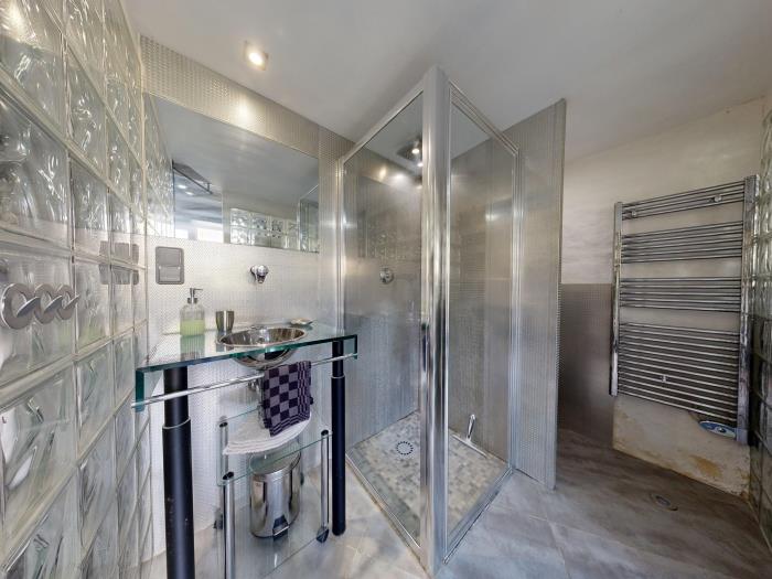 image Moulin du Gast 35 people: unusual housing,jacuzzi sauna billiards 29