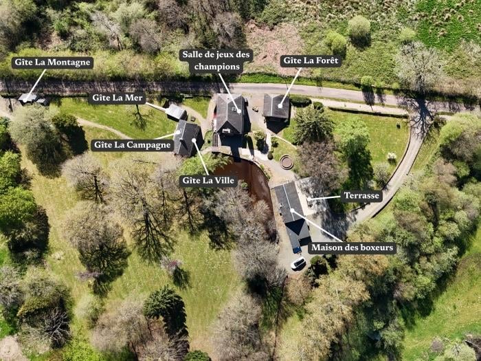image Moulin du Gast 35 people: unusual housing,jacuzzi sauna billiards 2