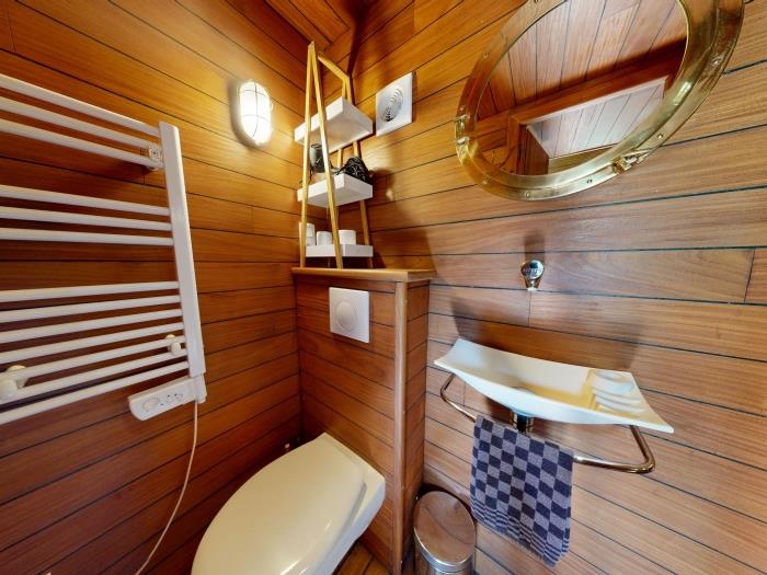 image Moulin du Gast 35 people: unusual housing,jacuzzi sauna billiards 35