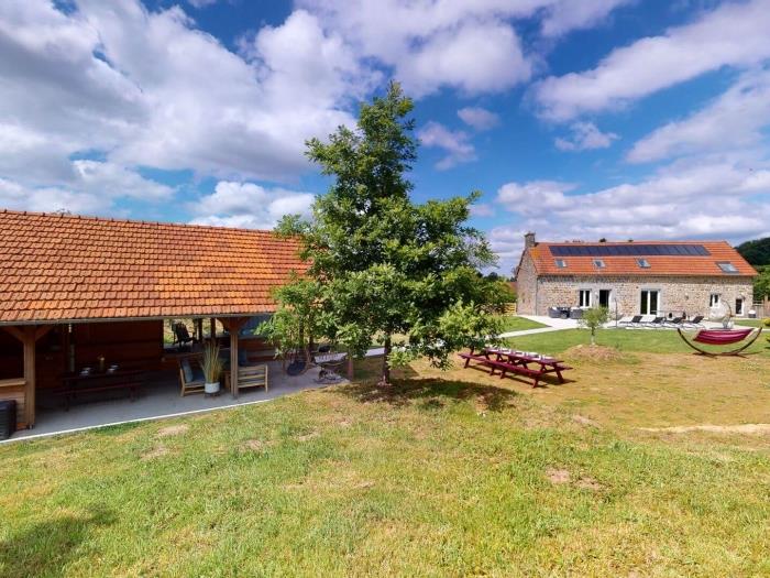 image Chaignonnières Roulotte 19 people 2 Cottage : spa 15min sea 1