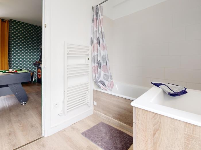 image Domaine de Lalie 20pers : tiny house, piscine tennis, 8min mer 30