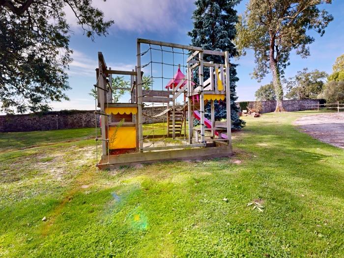 image Domaine de Lalie 20pers : tiny house, piscine tennis, 8min mer 9