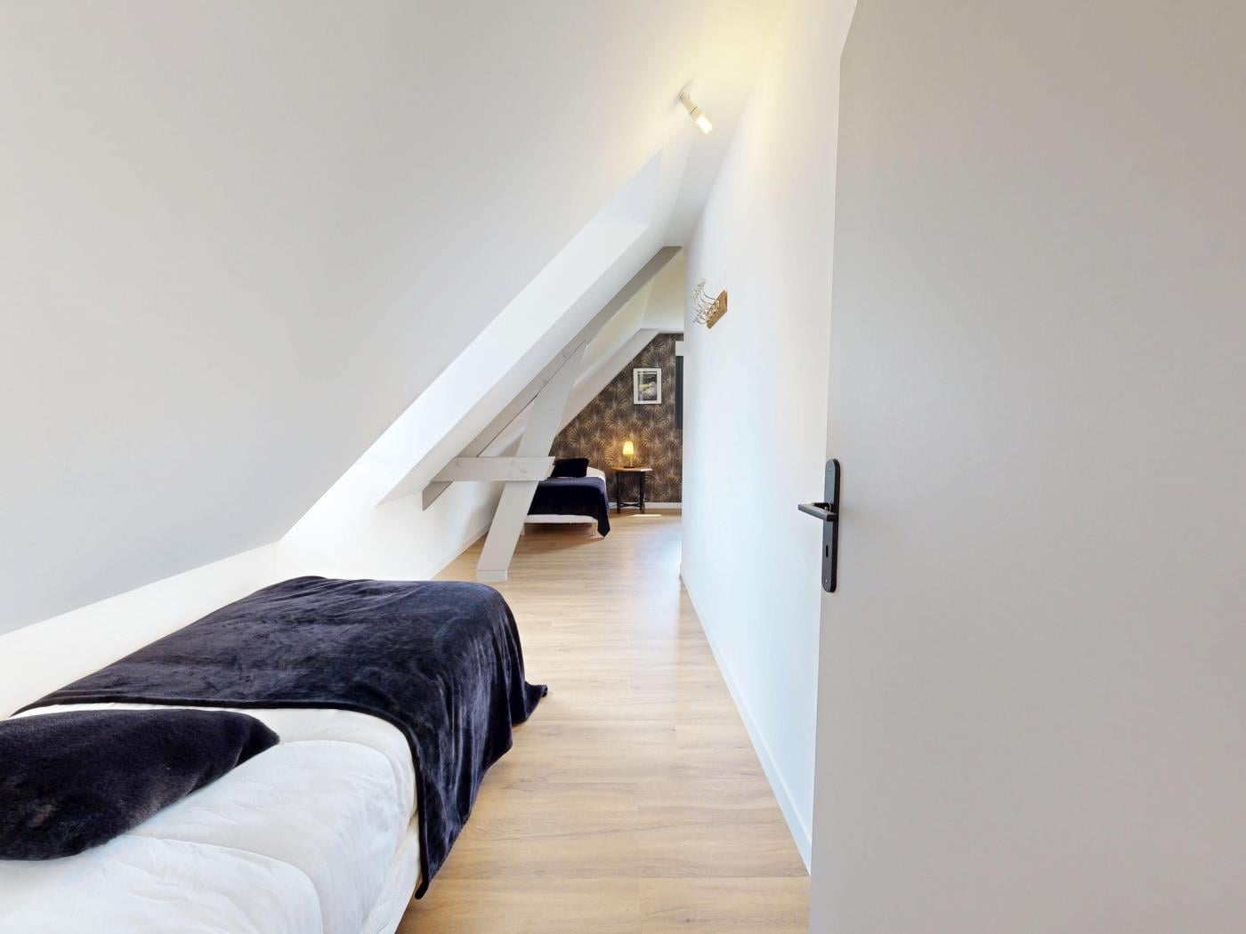 image Concorde Aérogare 25 people 2 Cottage : jacuzzi baby airhockey 19