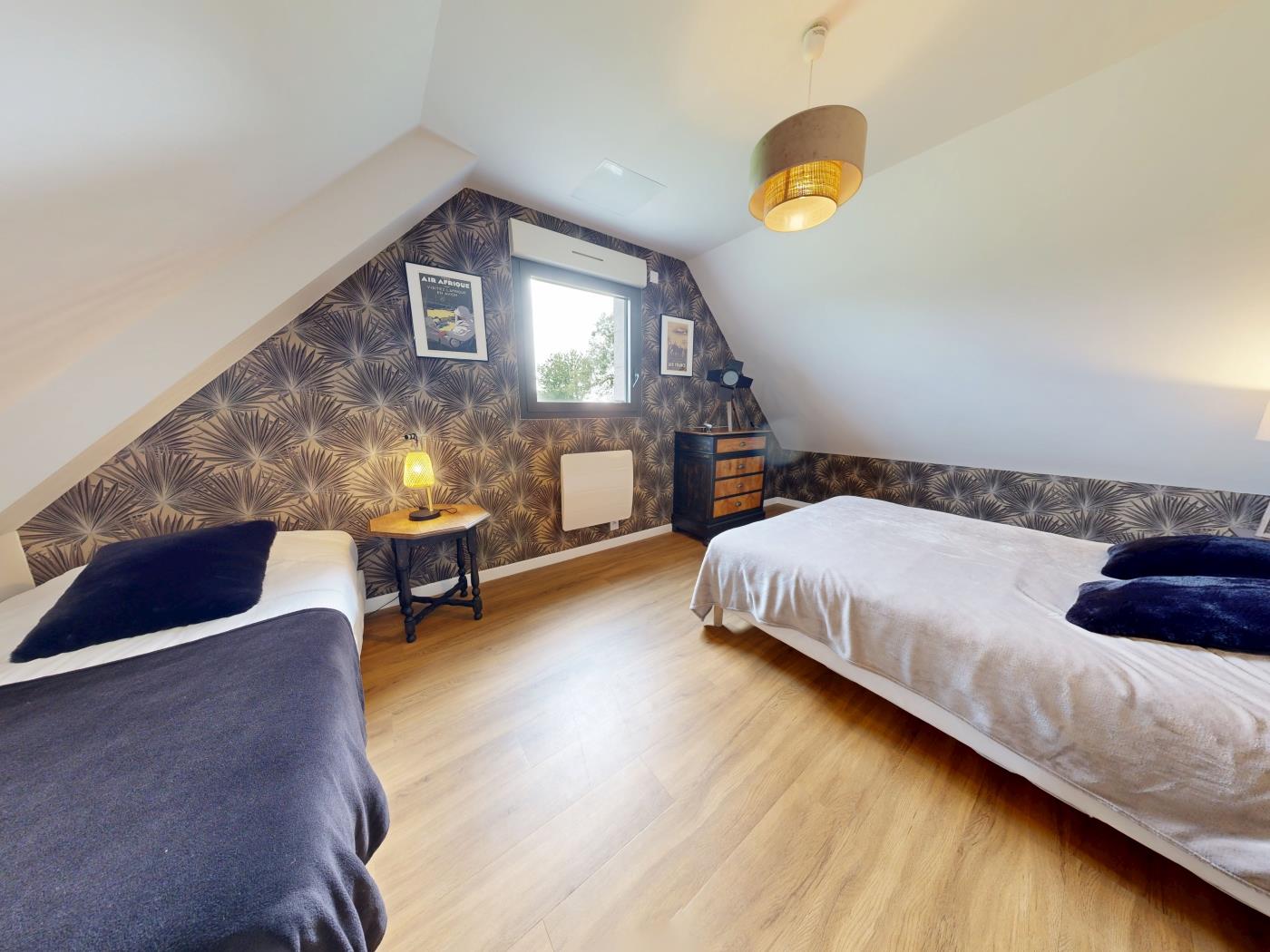 image Concorde Aérogare 25 people 2 Cottage : jacuzzi baby airhockey 20