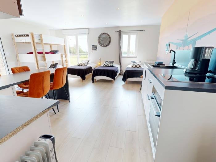 image Concorde Aérogare 25 pers 2 Gîtes : jacuzzi, baby airhockey 35
