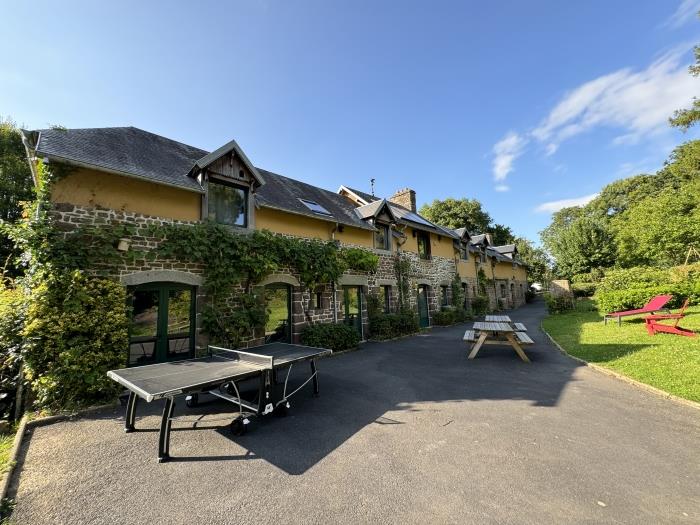 image Hambye'ance Nature 30 pers 2 Gîtes : bain nordique, billard 40
