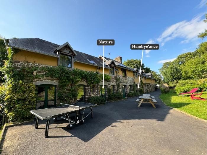 image Hambye'ance Nature 30 pers 2 Gîtes : bain nordique, billard 8