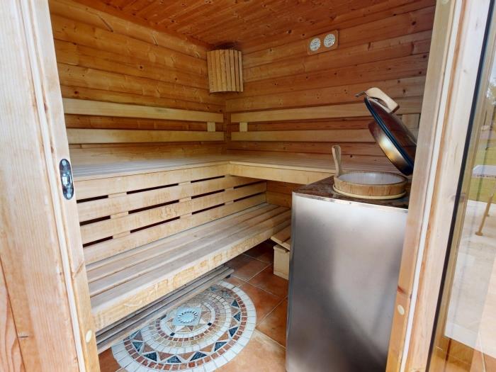 image Greenland 15pers : jacuzzi sauna airhockey billard 6