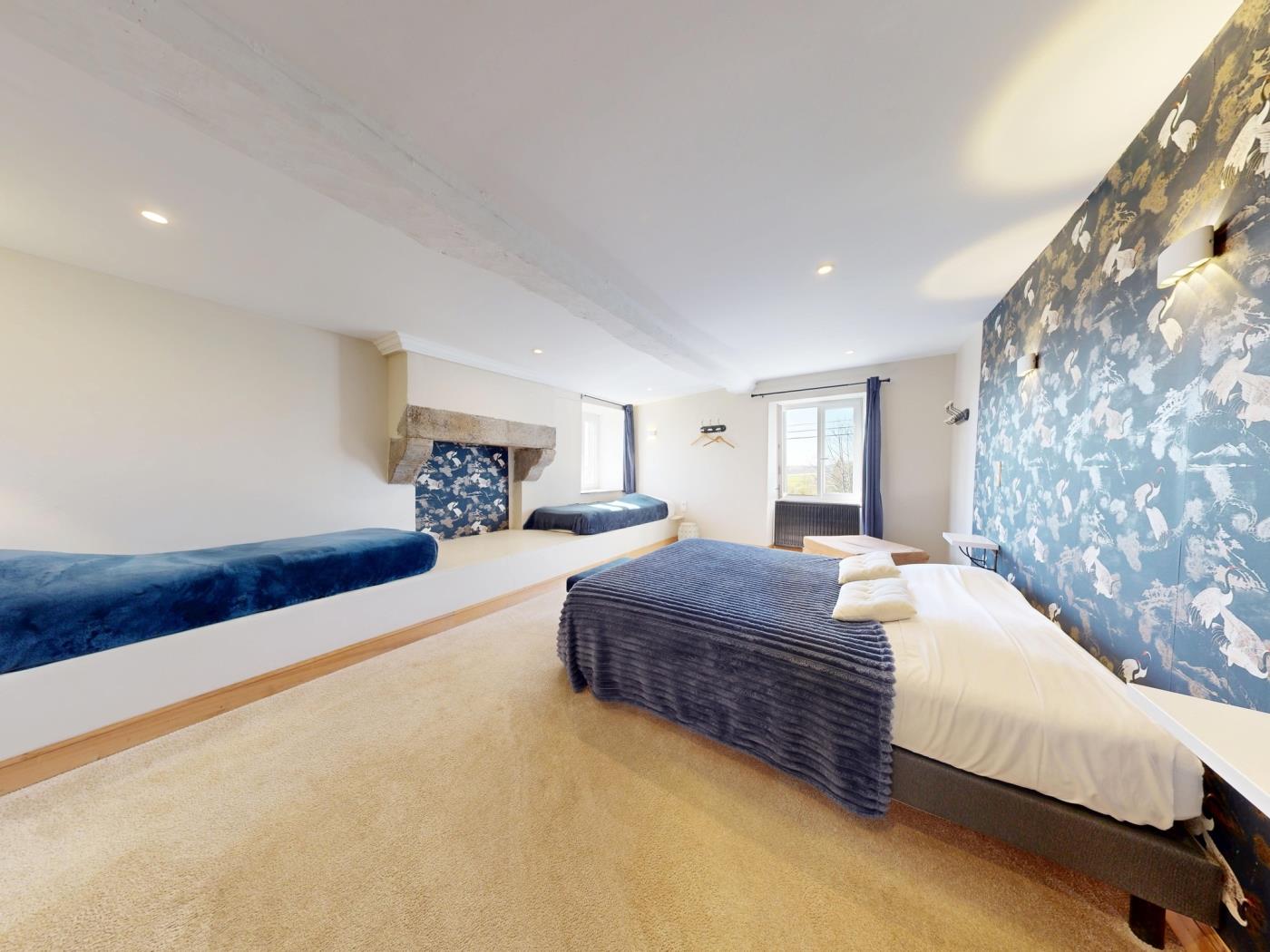 image Auberge St Vincent et Diligence 35pers 2 Gîtes : jacuzzi jeux 18