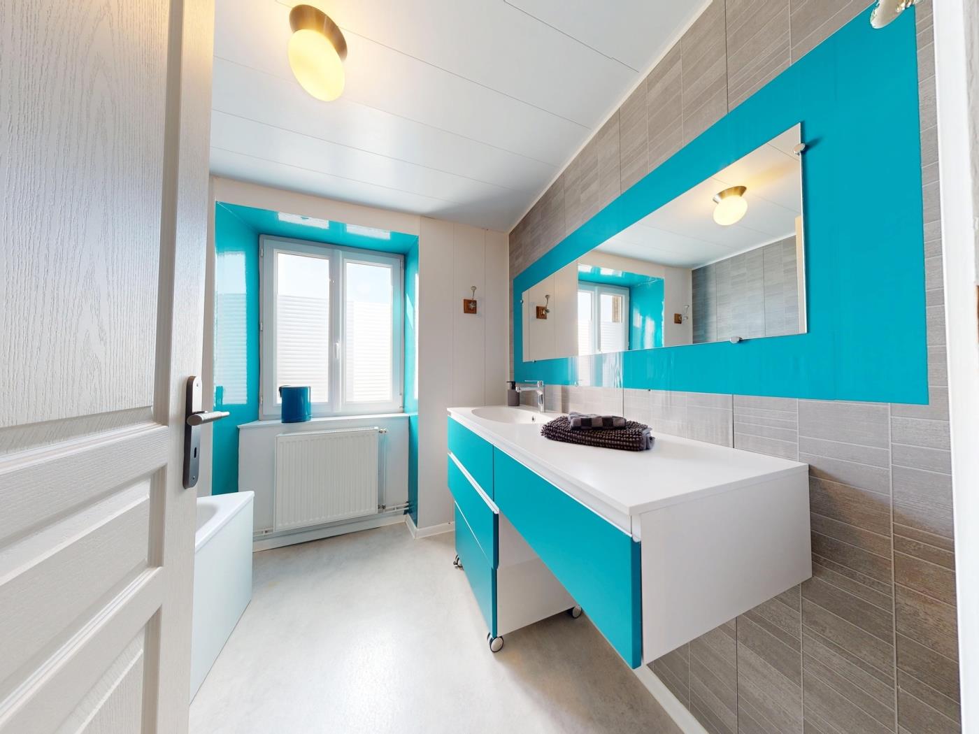 image Auberge St Vincent et Diligence 35pers 2 Gîtes : jacuzzi jeux 25