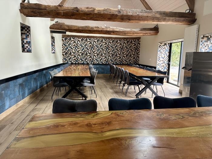 image Auberge St Vincent et Diligence 35pers 2 Gîtes : jacuzzi jeux 6
