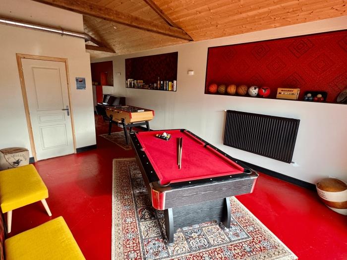 image Auberge St Vincent et Diligence 35pers 2 Gîtes : jacuzzi jeux 9