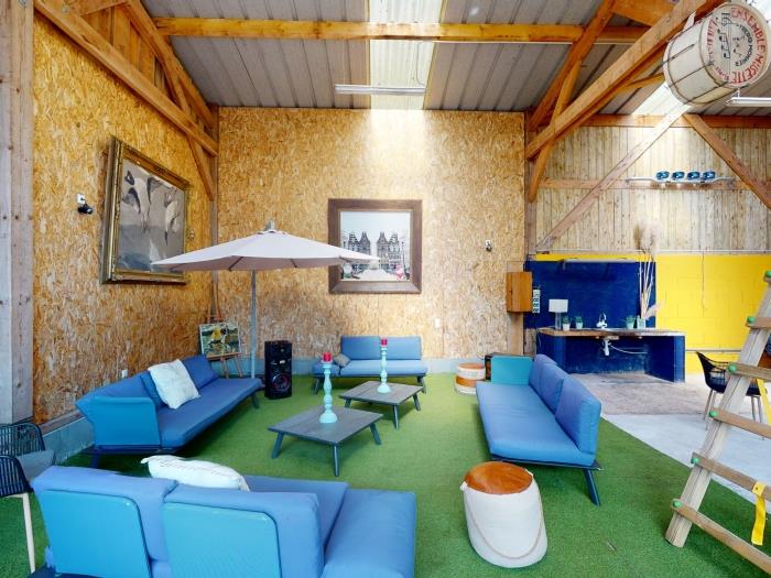 image Cornillières Maisonnettes 35 pers : unusual housing,jacuzzi games 12