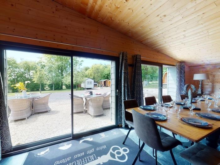 image Cornillières Maisonnettes 35 pers : unusual housing,jacuzzi games 14