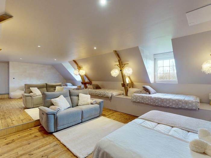 image Cornillières Maisonnettes 35 pers : tonneaux, jacuzzi, jeux 20