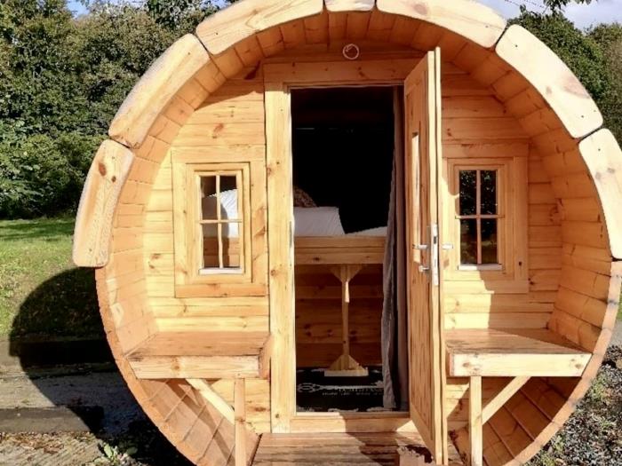 image Cornillières Maisonnettes 35 pers : tonneaux, jacuzzi, jeux 28