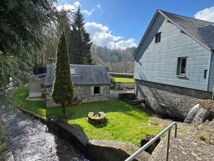 image Moulin Harry 21pers : logements insolites, 10min Viaduc Souleuvre 3