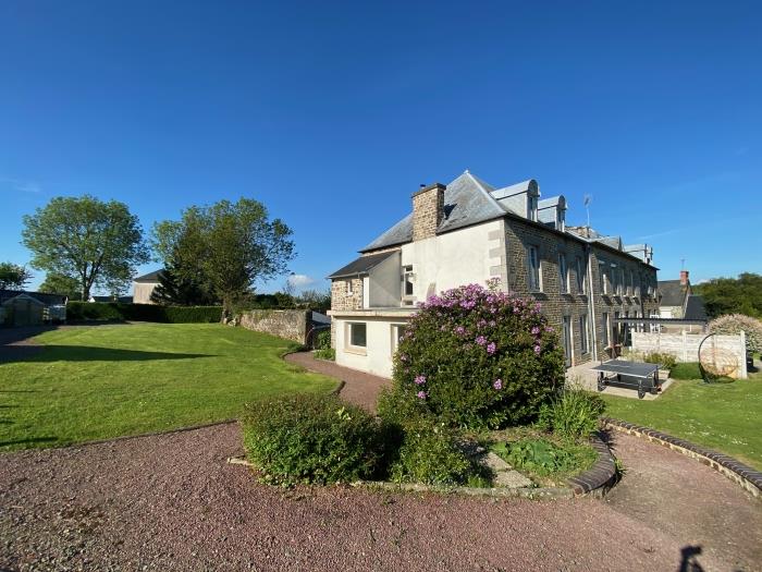 image Minotte et Tonneau 15pers : jacuzzi, grand jardin 35