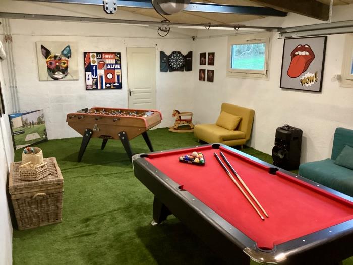image Chouette et Hibou 30pers 2 Gîtes : jacuzzi billard 10