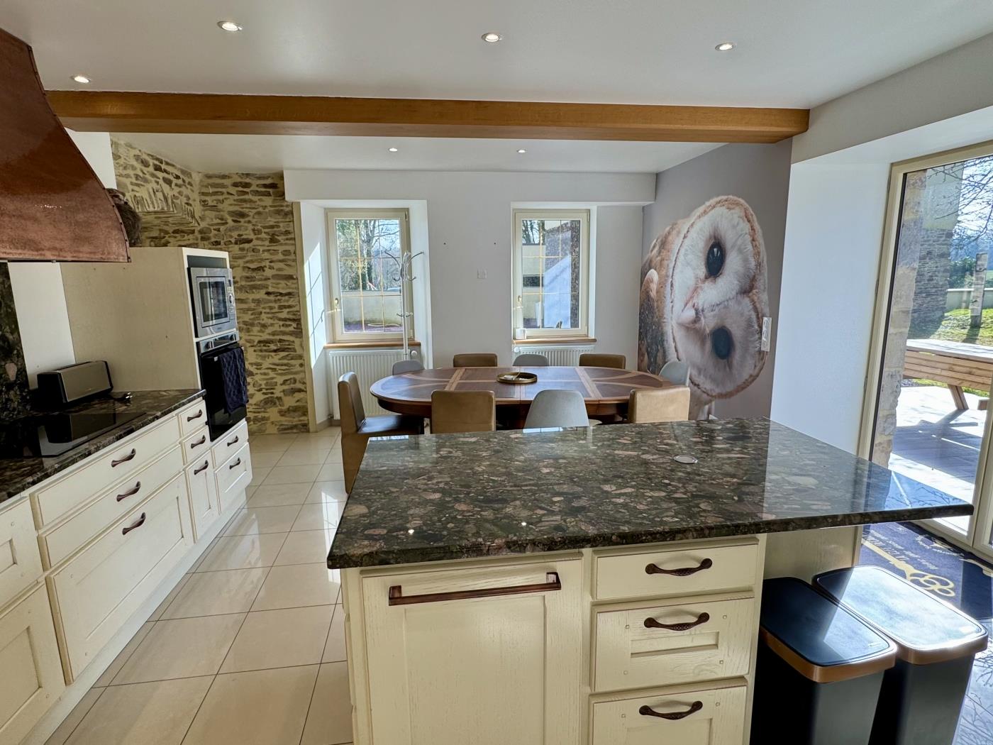 image Chouette et Hibou 30pers 2 Gîtes : jacuzzi billard 9