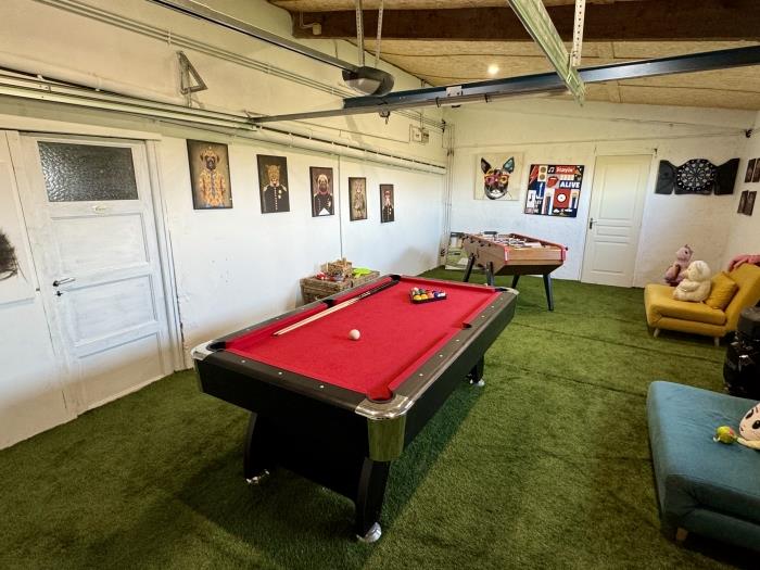 image Hibou 15 pers : jacuzzi, billard, baby foot 5