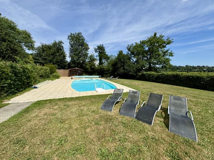 image La Longère 1750 30pers Hambye, piscine grand jardin 4