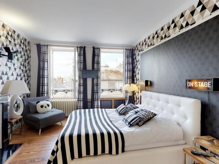 image Villa et Cour Dei 25 pers, 2 maisons de ville à Villedieu-les-Poêles 14