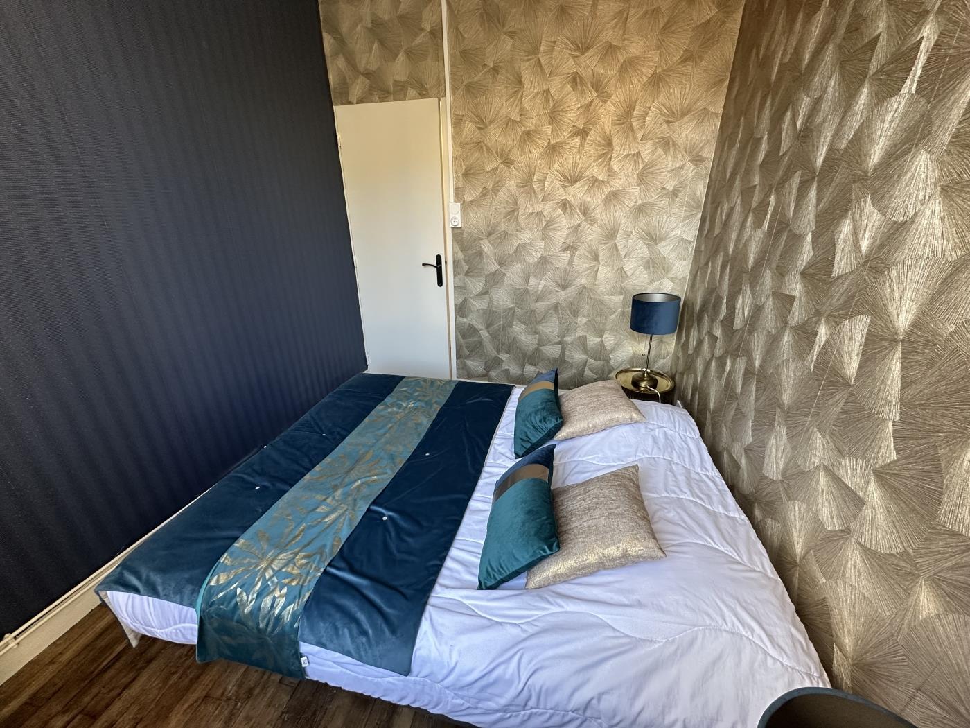 image Villa et Cour Dei 25 pers, 2 maisons de ville à Villedieu-les-Poêles 27