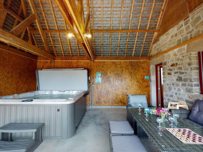 image Maison d'Hippolyte 20pers, jacuzzi, salle de jeux 17
