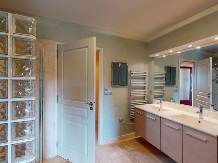 image Maison d'Hippolyte 20pers, jacuzzi, salle de jeux 30
